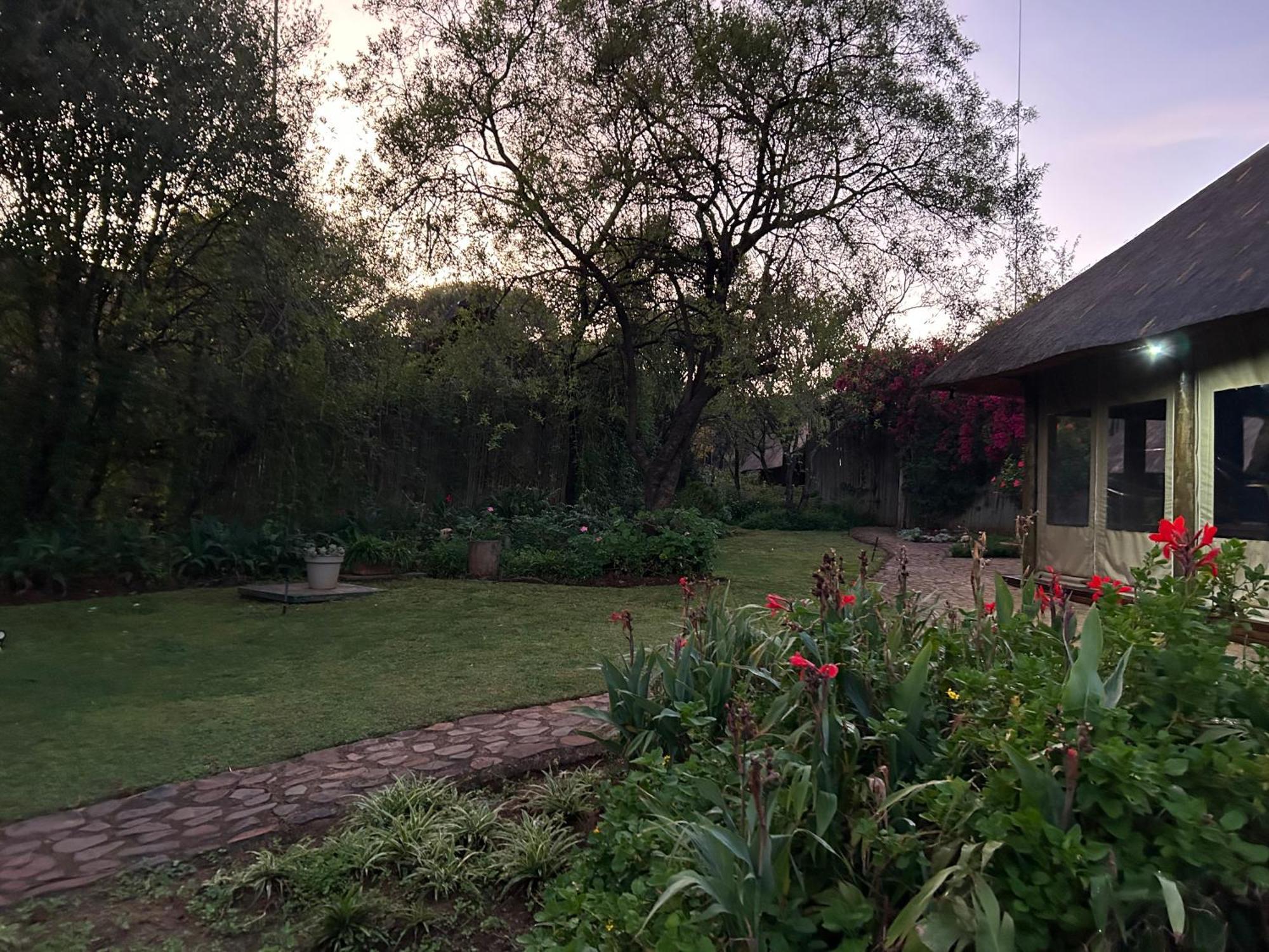Tidimalo Lodge Rustenburg Bagian luar foto