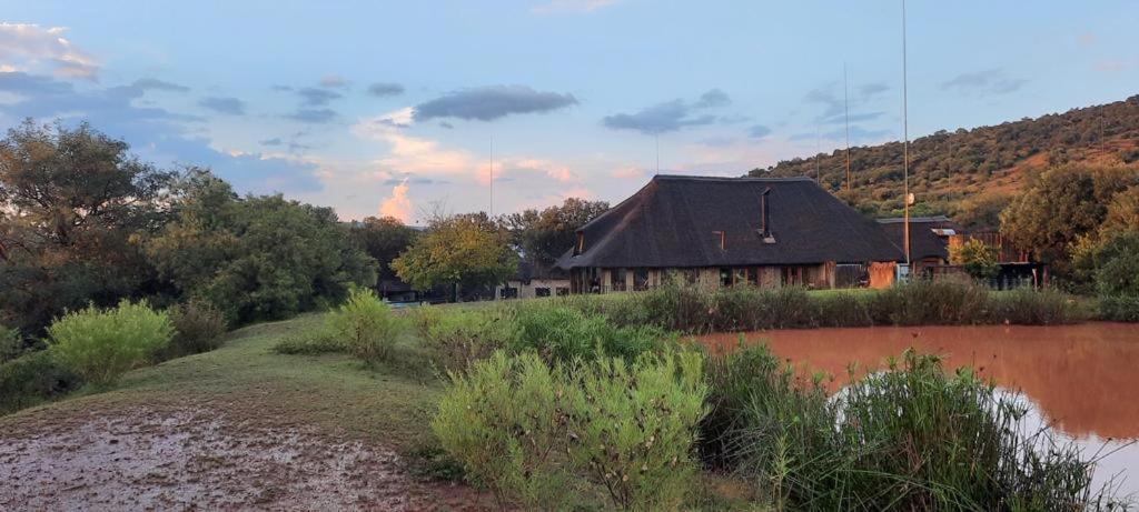 Tidimalo Lodge Rustenburg Bagian luar foto