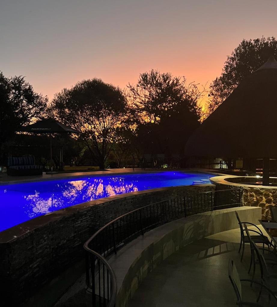 Tidimalo Lodge Rustenburg Bagian luar foto