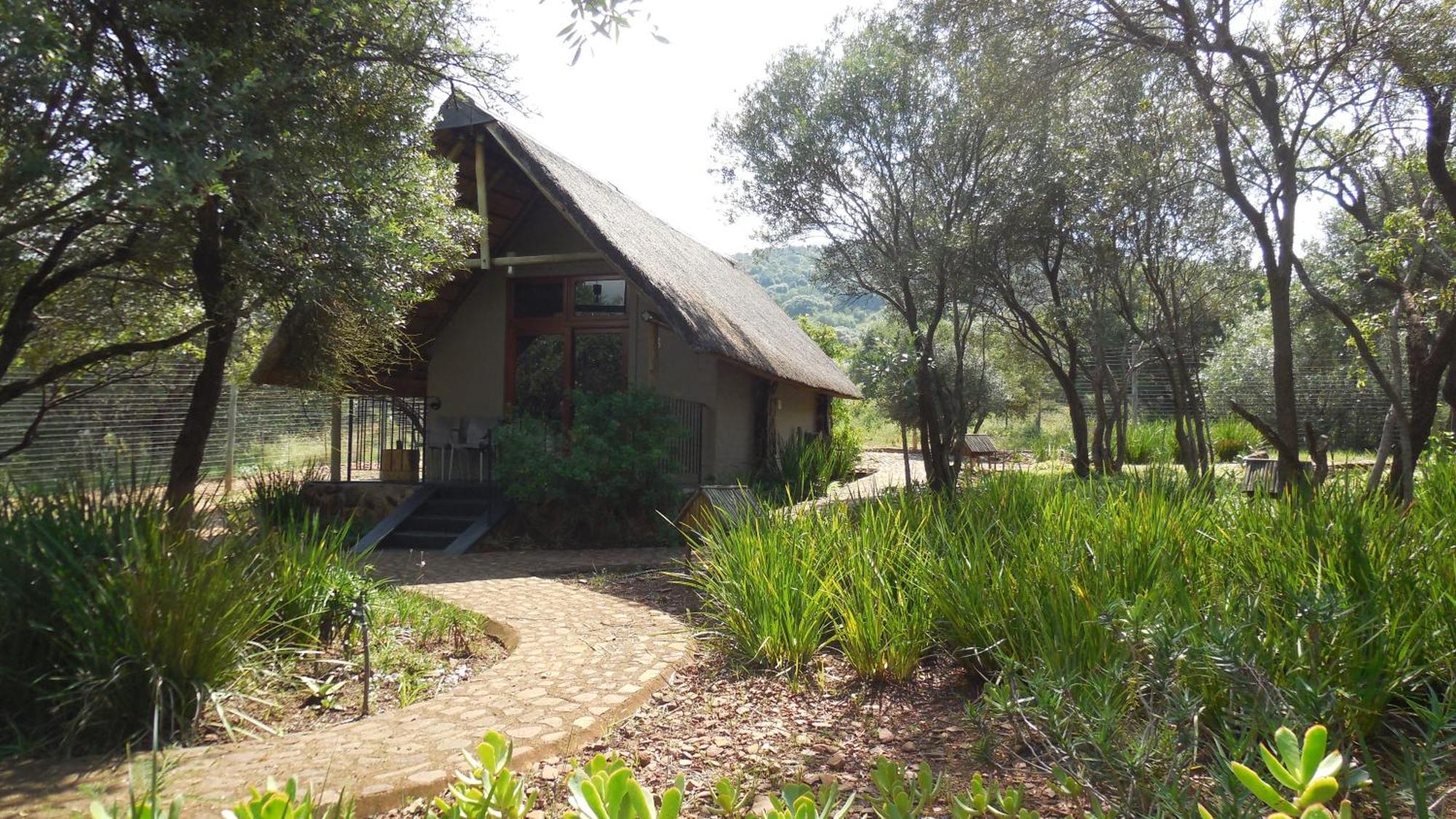 Tidimalo Lodge Rustenburg Bagian luar foto