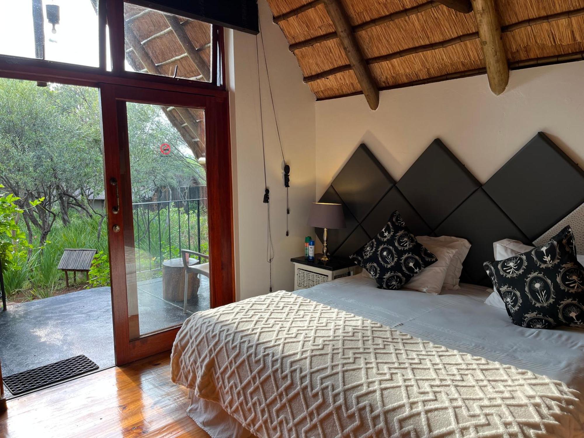 Tidimalo Lodge Rustenburg Bagian luar foto